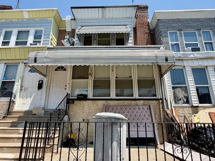 2653 S Daggett Street, Philadelphia, PA 19142 Main Photo