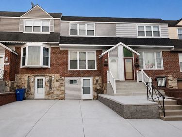 10938 MODENA PLACE, PHILADELPHIA, PA 19154