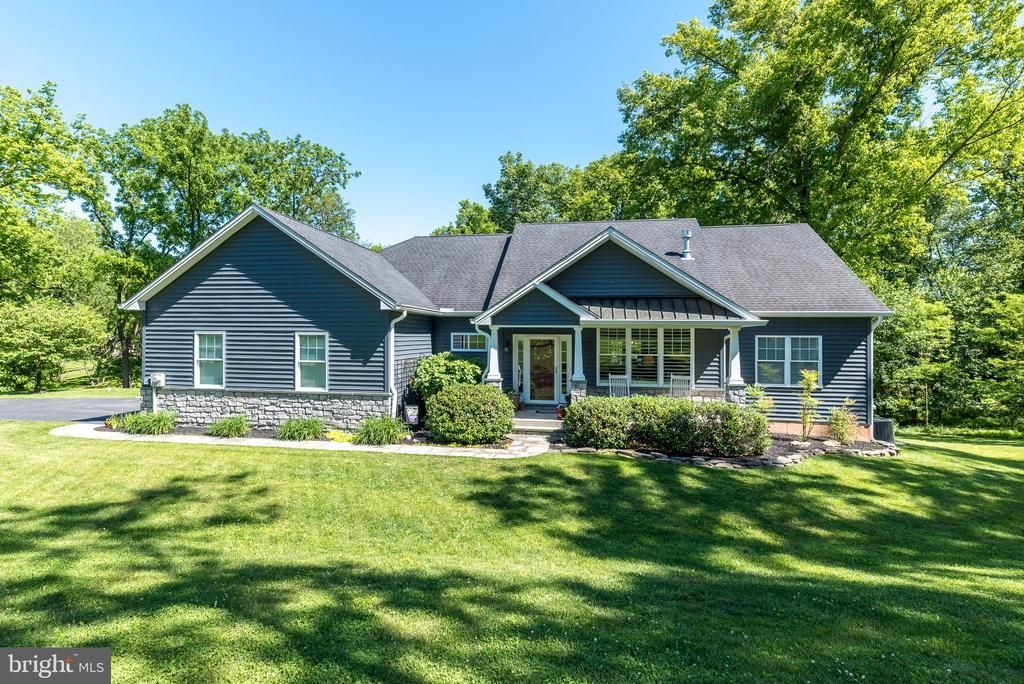 375 E 9TH AVENUE , COLLEGEVILLE, PA 19426