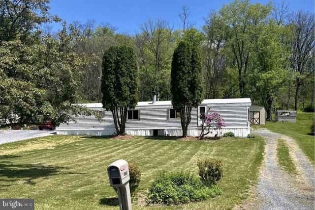 1060 INDUSTRIAL AVENUE , BEDFORD, PA 15522