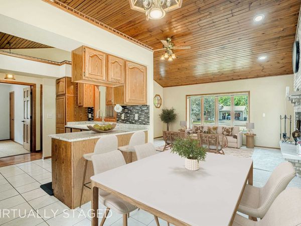 788 BROWNING Avenue, Jefferson, WI 53549