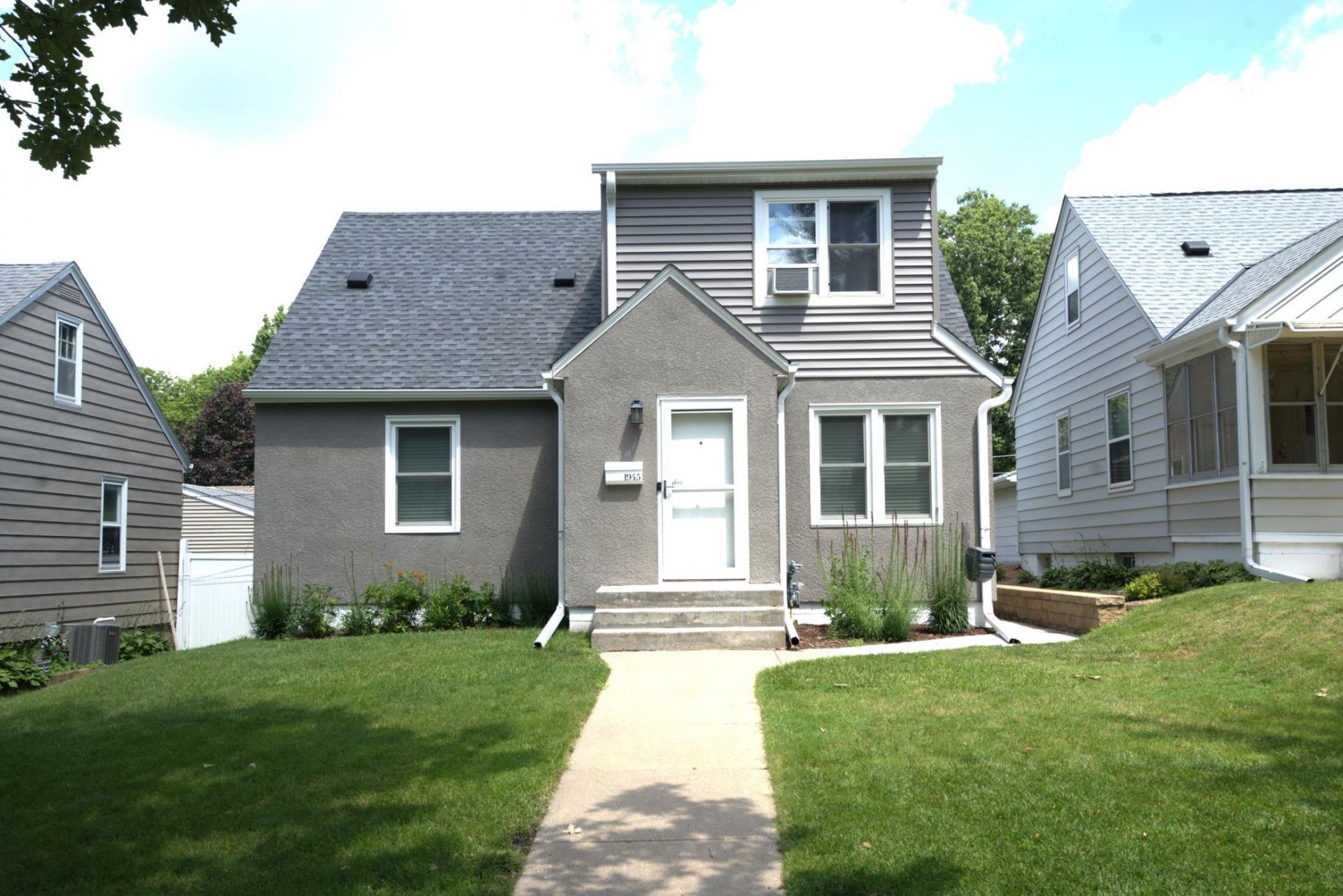 1945 Nevada Avenue E Saint Paul, MN 55119