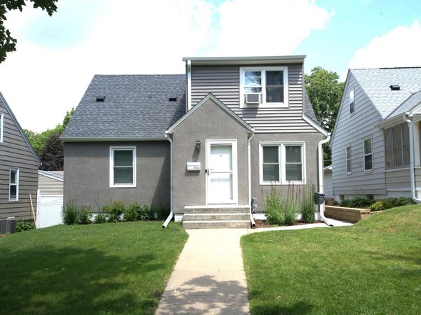 1945 Nevada Avenue E, Saint Paul, MN 55119
