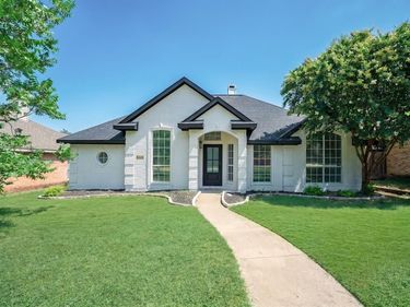 8260 Edgewater Drive, Frisco, TX 75034