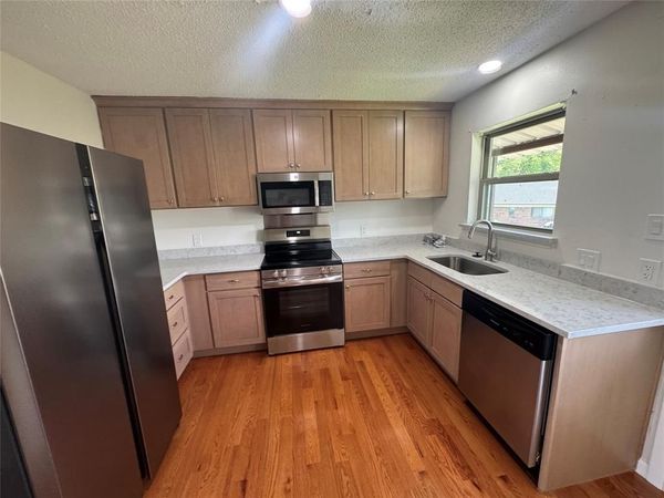 9519-D Westpark Drive, Benbrook, TX 76126