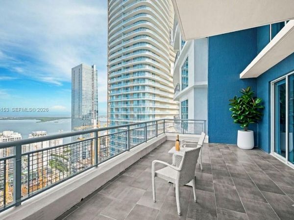 60 SW 13th St, Unit 4002, Miami, FL 33130
