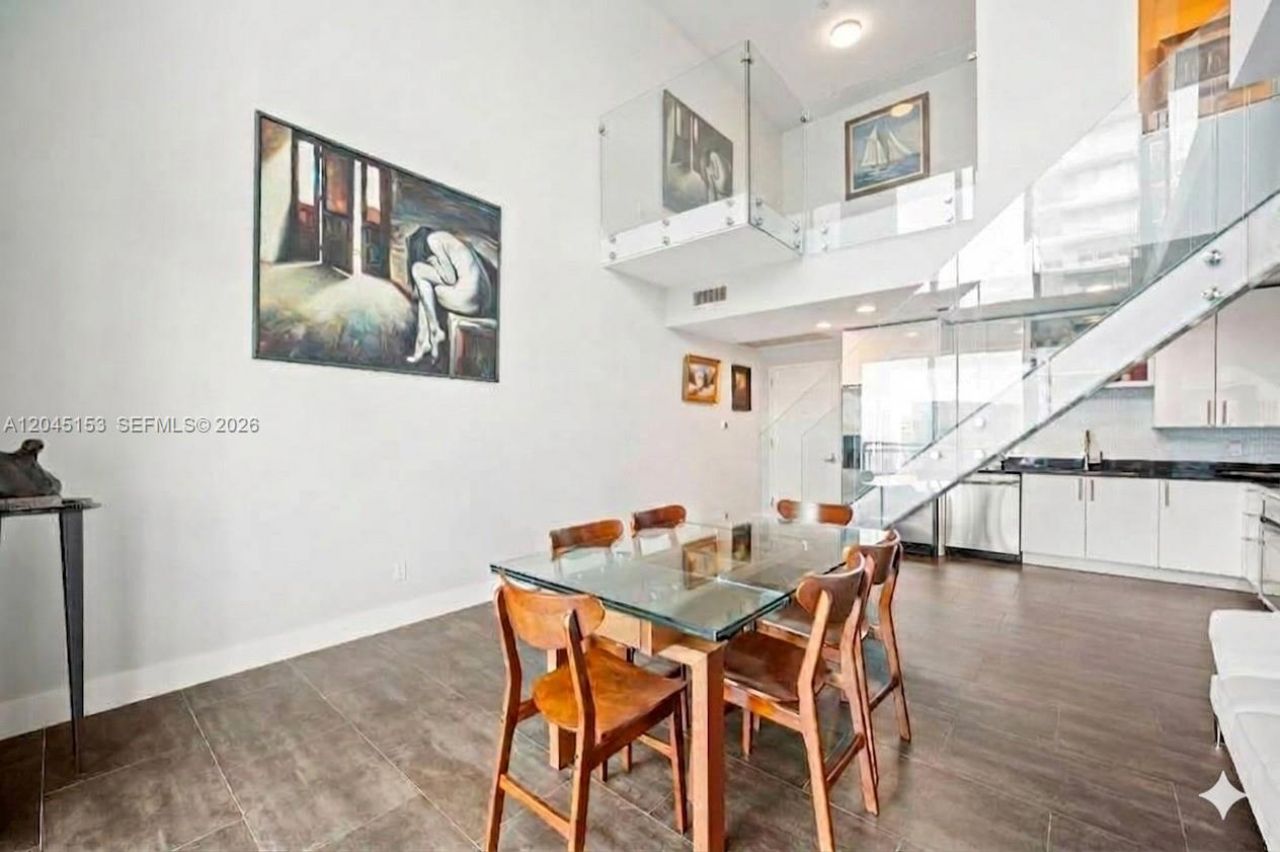 60 SW 13th St, Unit 4002, Miami, FL 33130 Photo