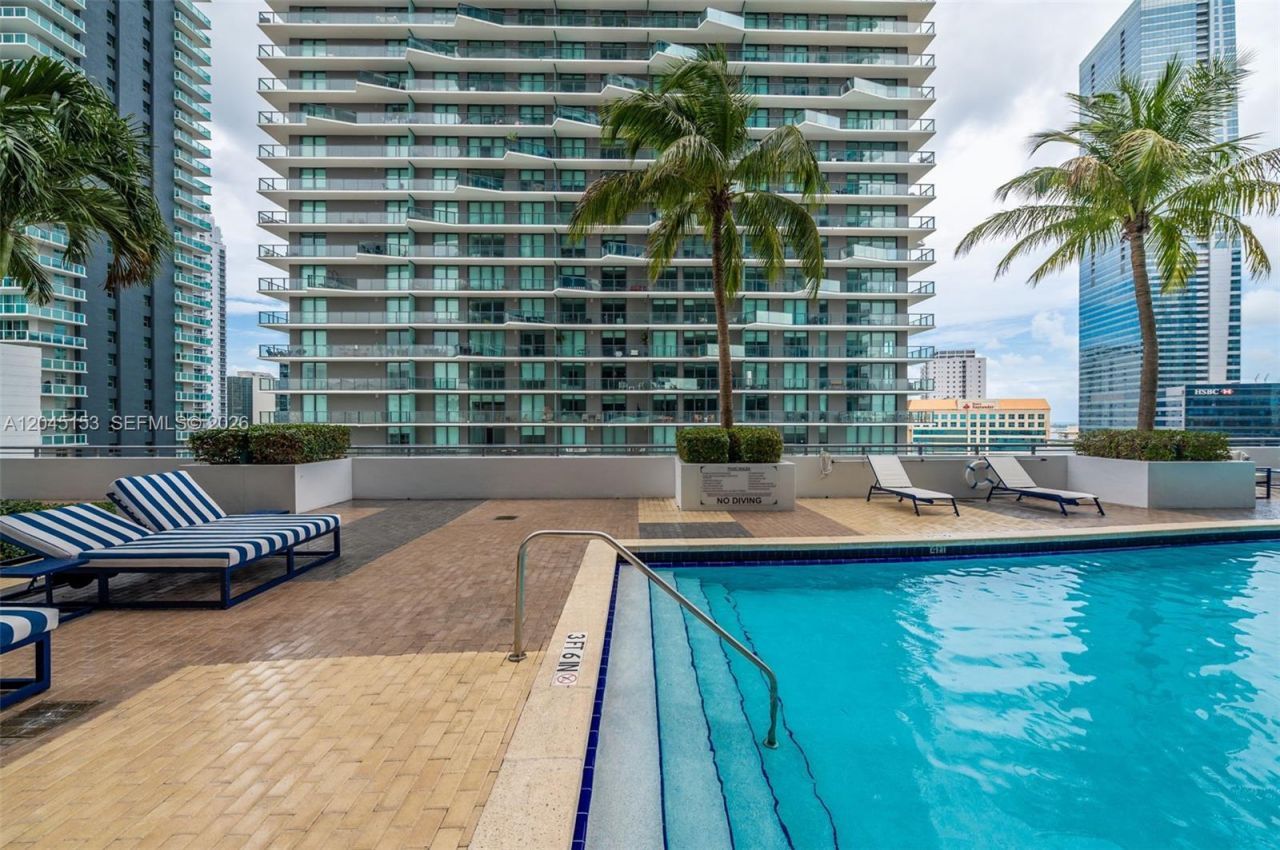 60 SW 13th St, Unit 4002, Miami, FL 33130 Photo