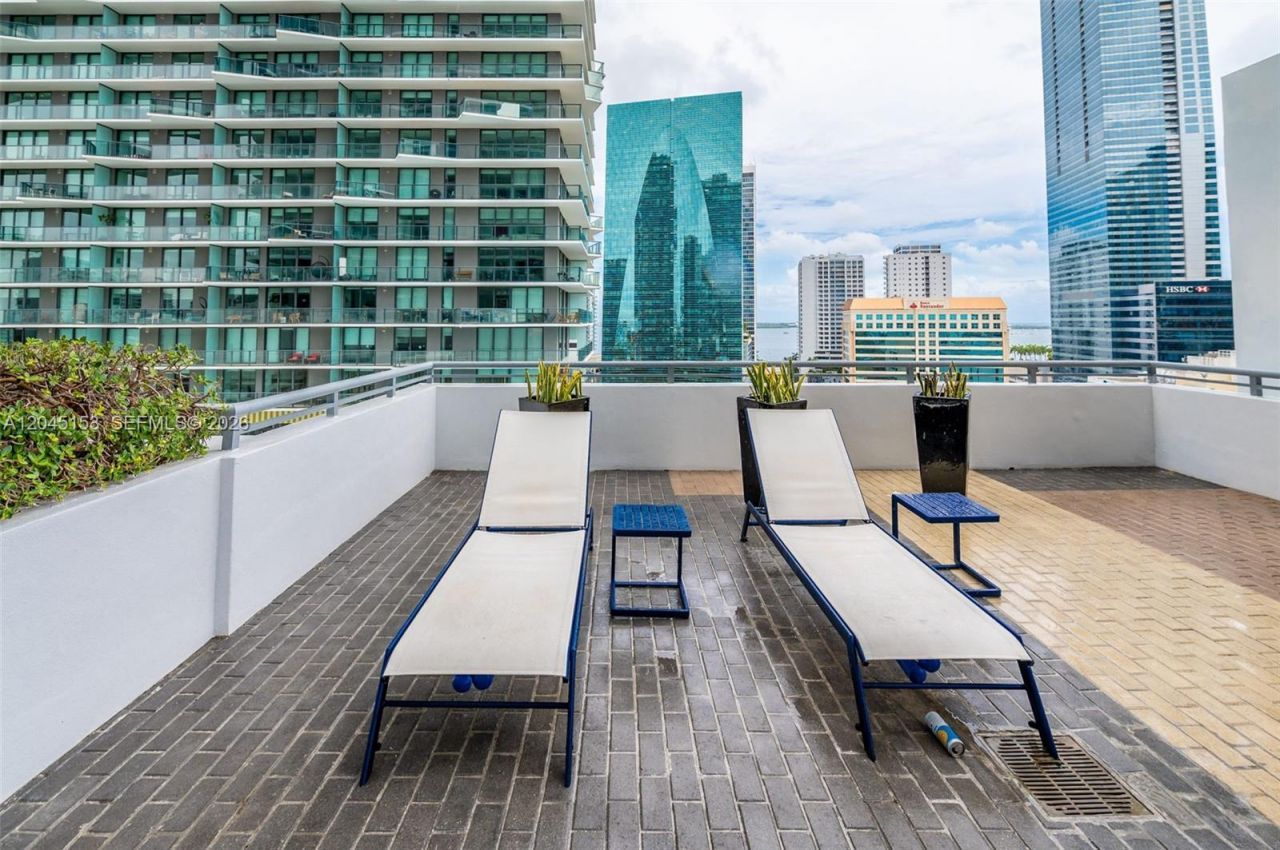 60 SW 13th St, Unit 4002, Miami, FL 33130 Photo