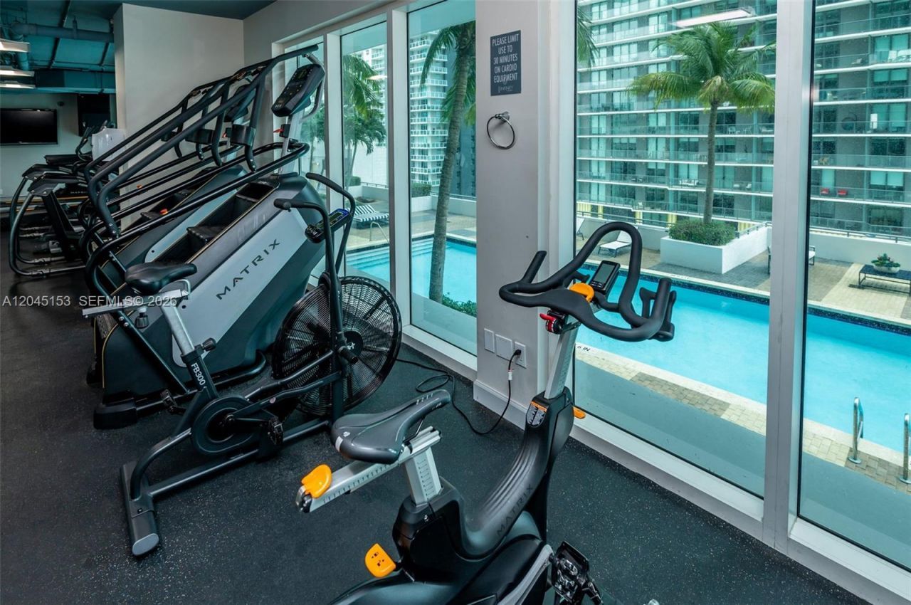 60 SW 13th St, Unit 4002, Miami, FL 33130 Photo