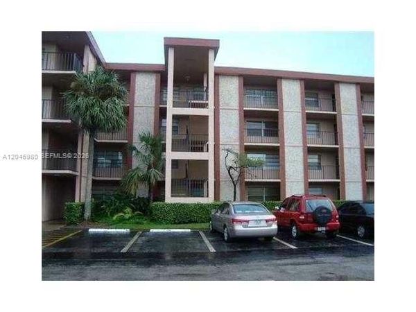 3099 NW 48th Ave , Unit 362, Lauderdale Lakes, FL 33313