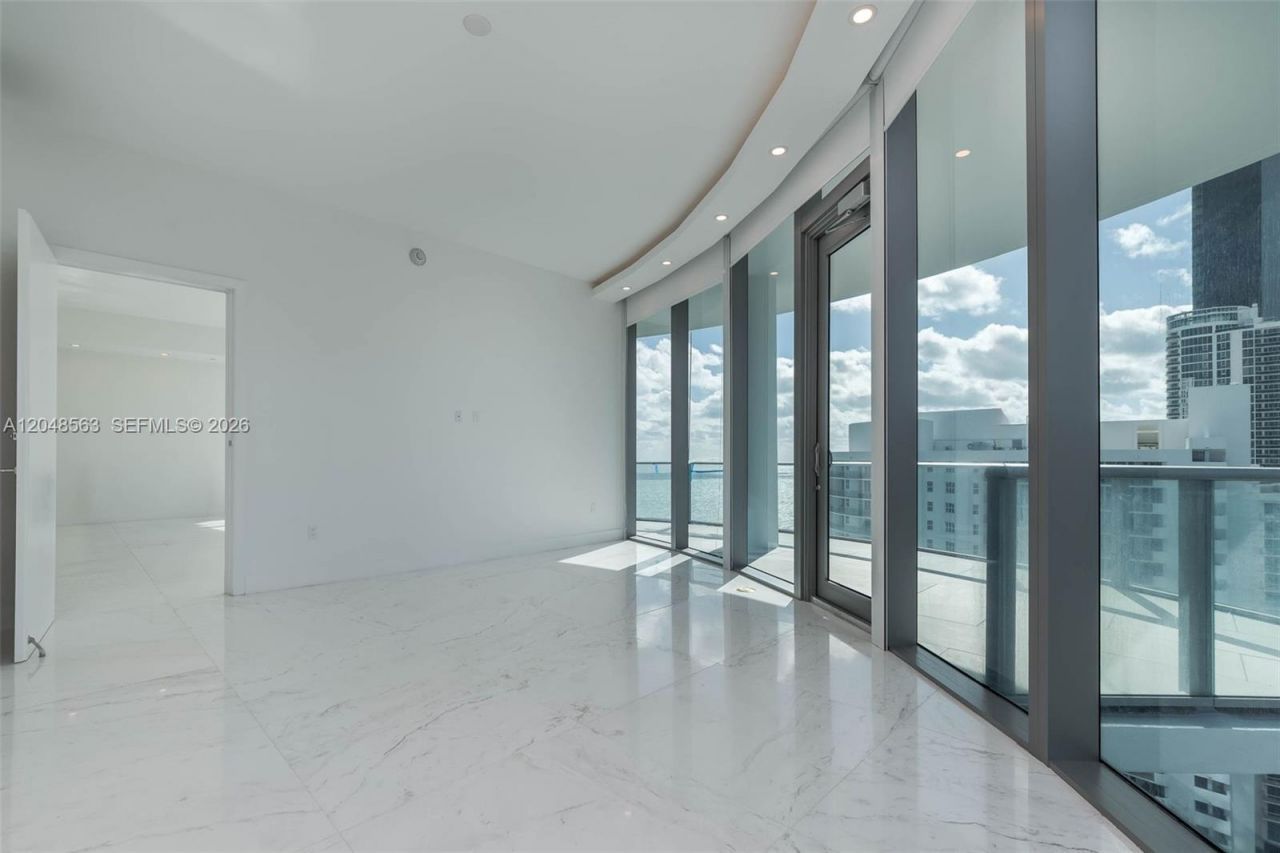 17475 Collins Ave , Unit 2003, Sunny Isles Beach, FL 33160 Photo