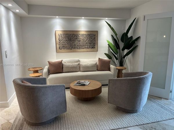 2301 Collins Ave , Unit 731, Miami Beach, FL 33139