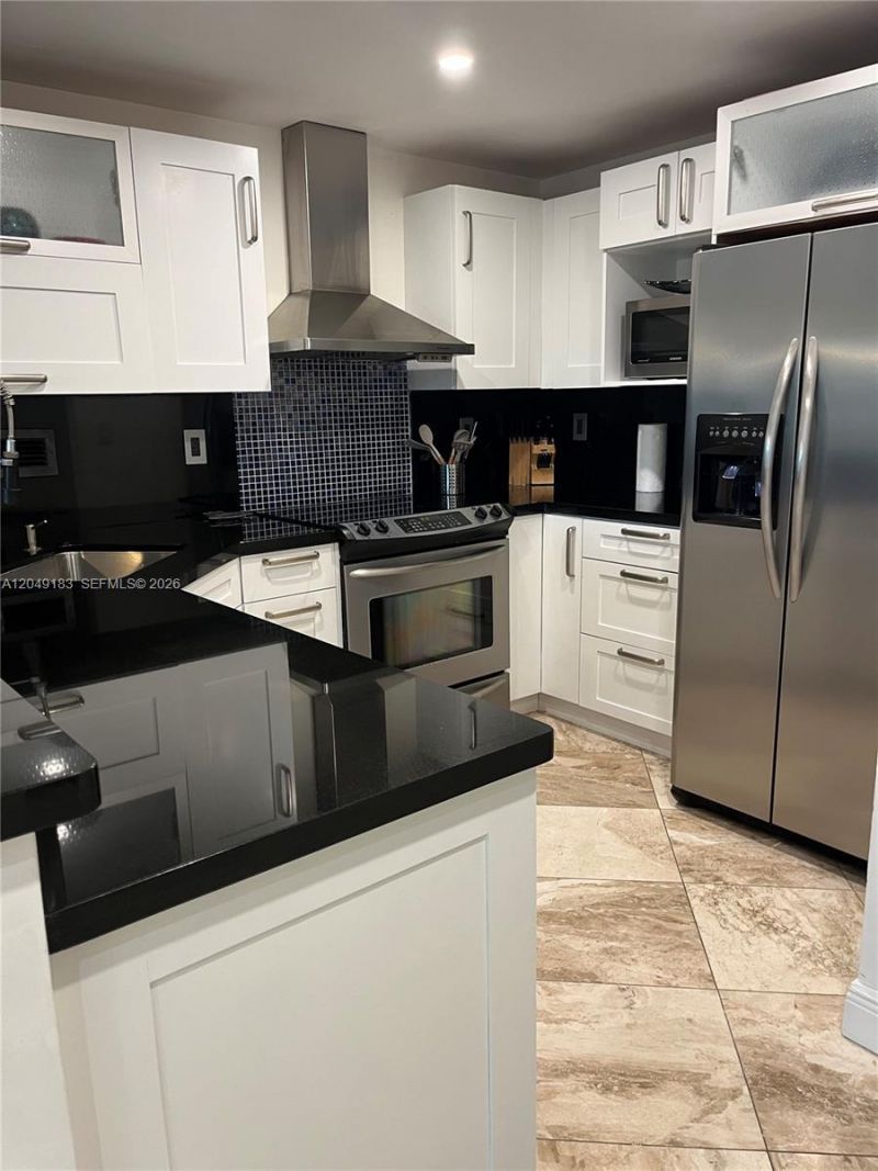 2301 Collins Ave , Unit 731, Miami Beach, FL 33139 Photo