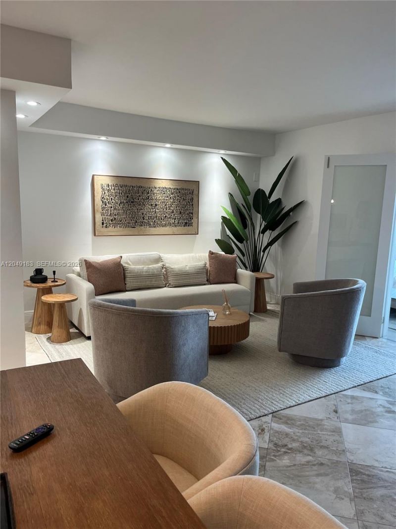 2301 Collins Ave , Unit 731, Miami Beach, FL 33139 Photo