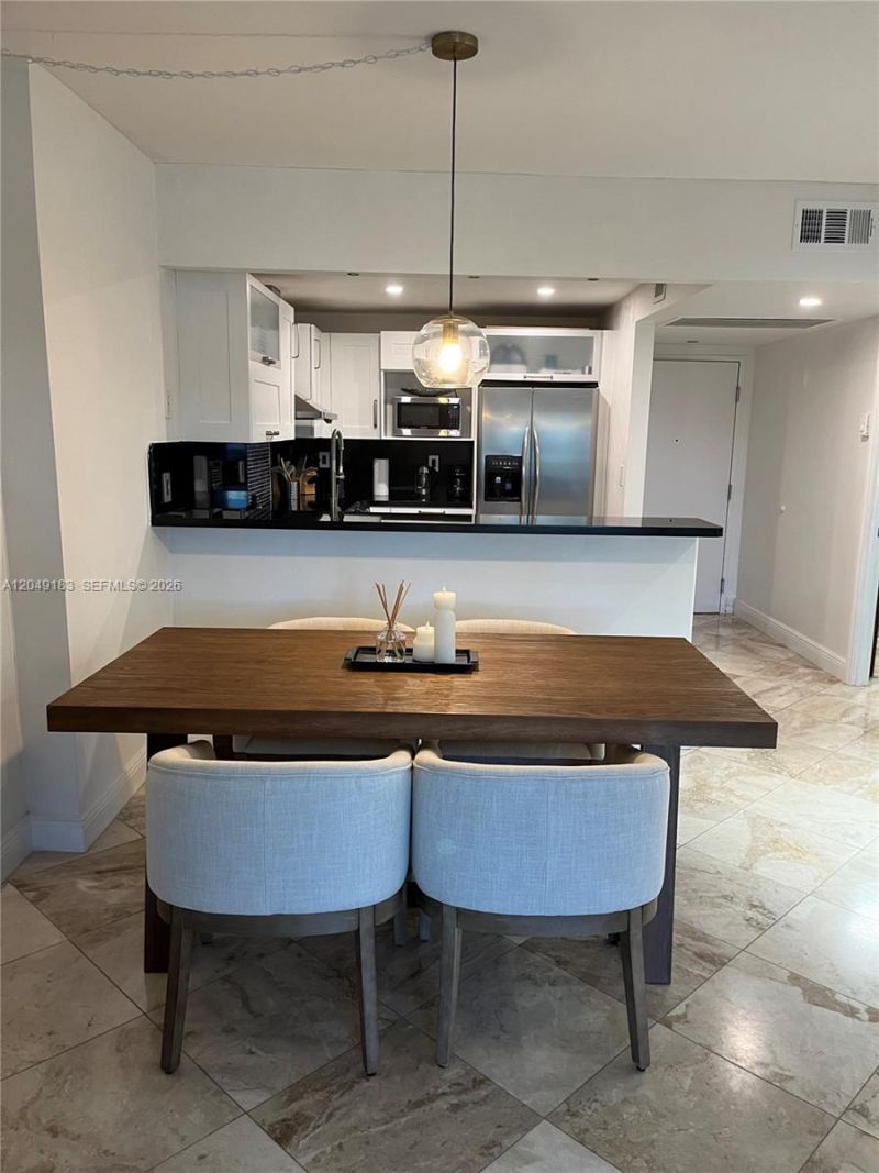 2301 Collins Ave , Unit 731, Miami Beach, FL 33139 Photo
