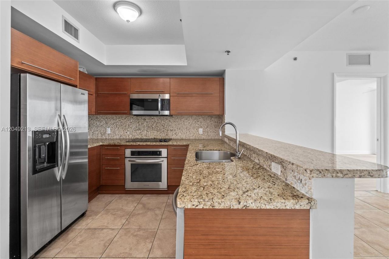 2681 N Flamingo Rd , Unit 2205S, Sunrise, FL 33323 Photo