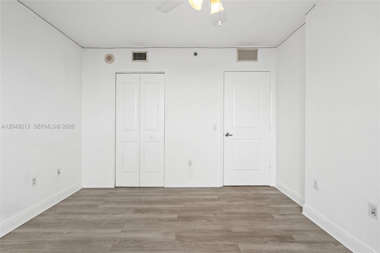 2681 N Flamingo Rd , Unit 2205S, Sunrise, FL 33323 Photo