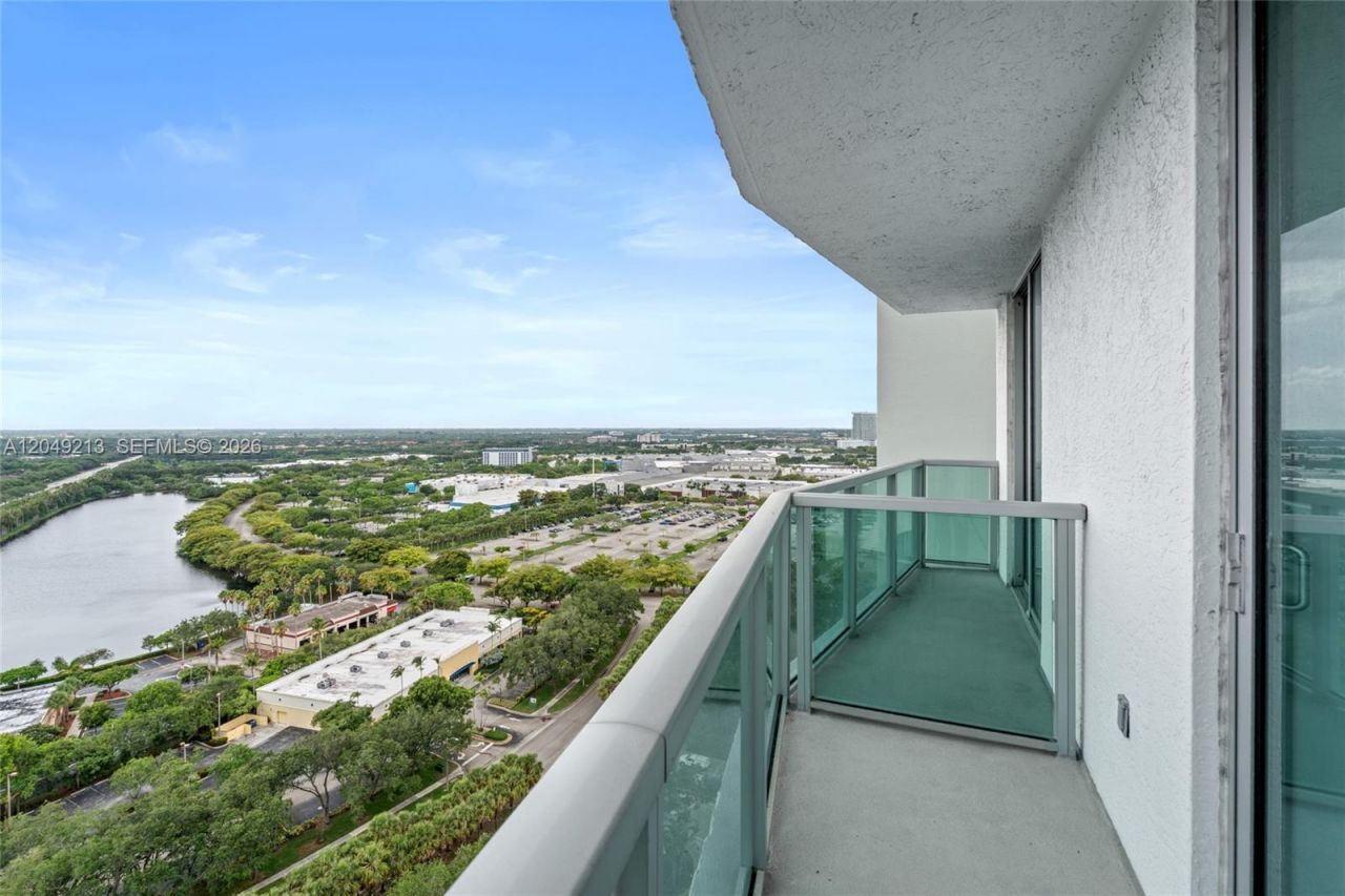 2681 N Flamingo Rd , Unit 2205S, Sunrise, FL 33323 Photo