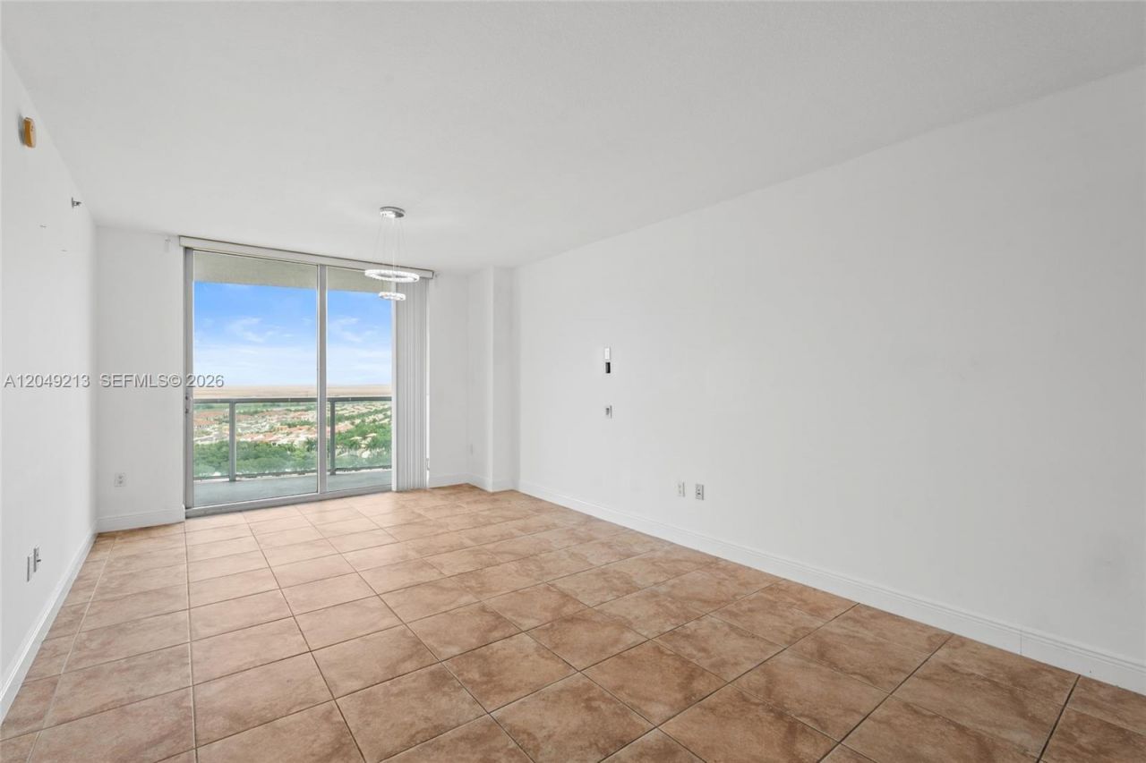 2681 N Flamingo Rd , Unit 2205S, Sunrise, FL 33323 Photo