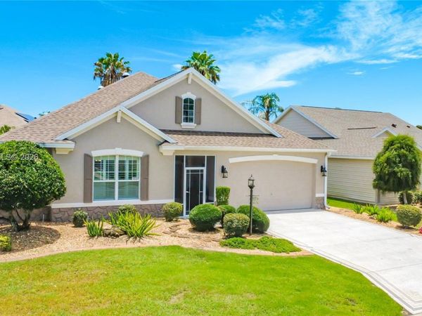 1637 Westminster Ct., The Villages, FL 32162