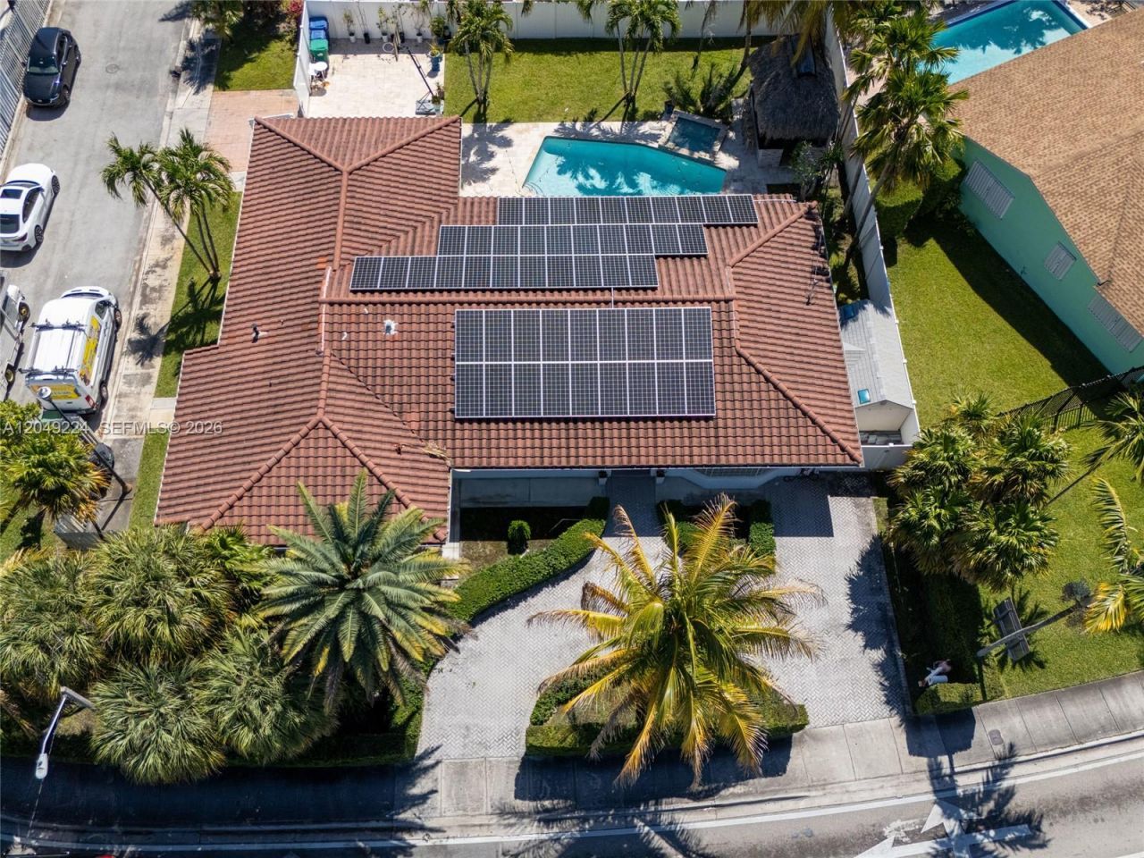 20235 Highland Lakes Blvd , Miami, FL 33179 Photo