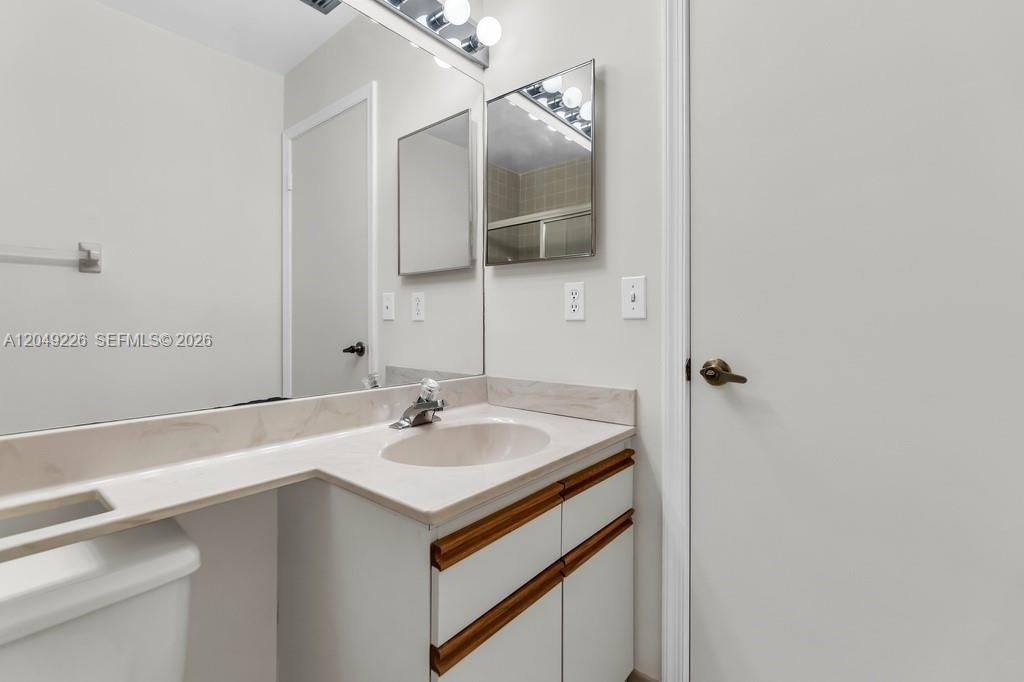 3454 Laurel Oaks Ln , Hollywood, FL 33021 Photo