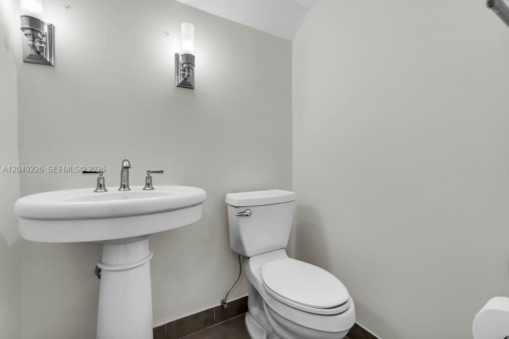 3454 Laurel Oaks Ln , Hollywood, FL 33021 Photo