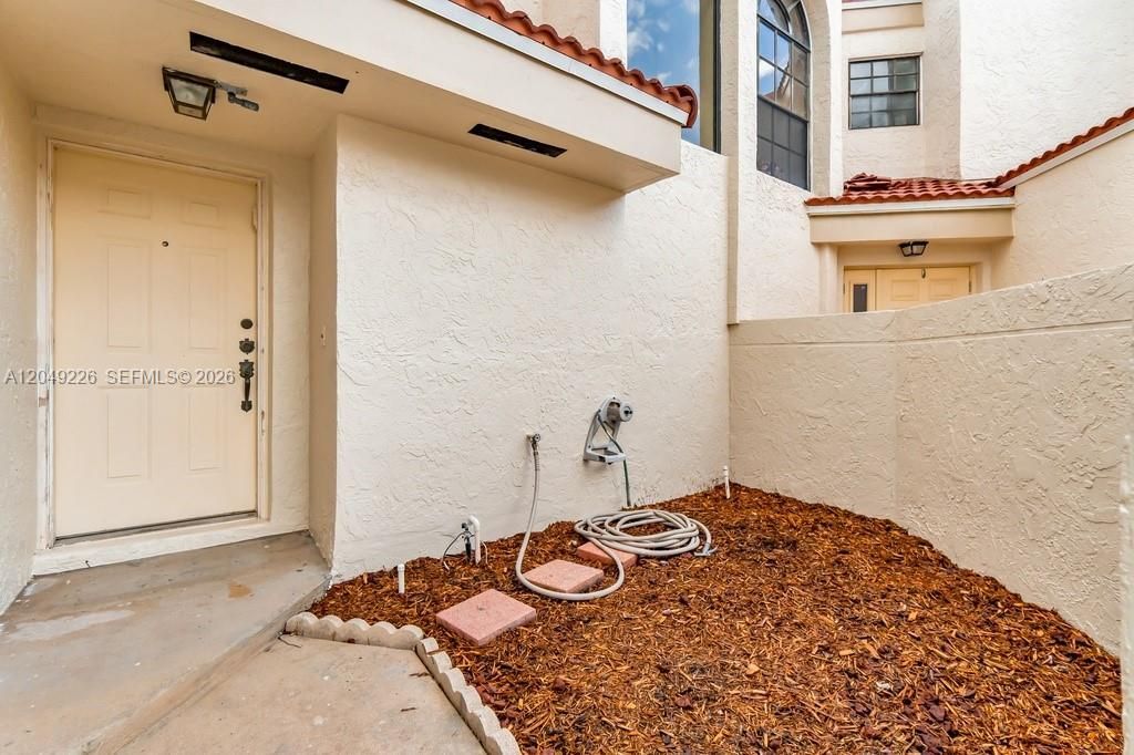 3454 Laurel Oaks Ln , Hollywood, FL 33021 Photo