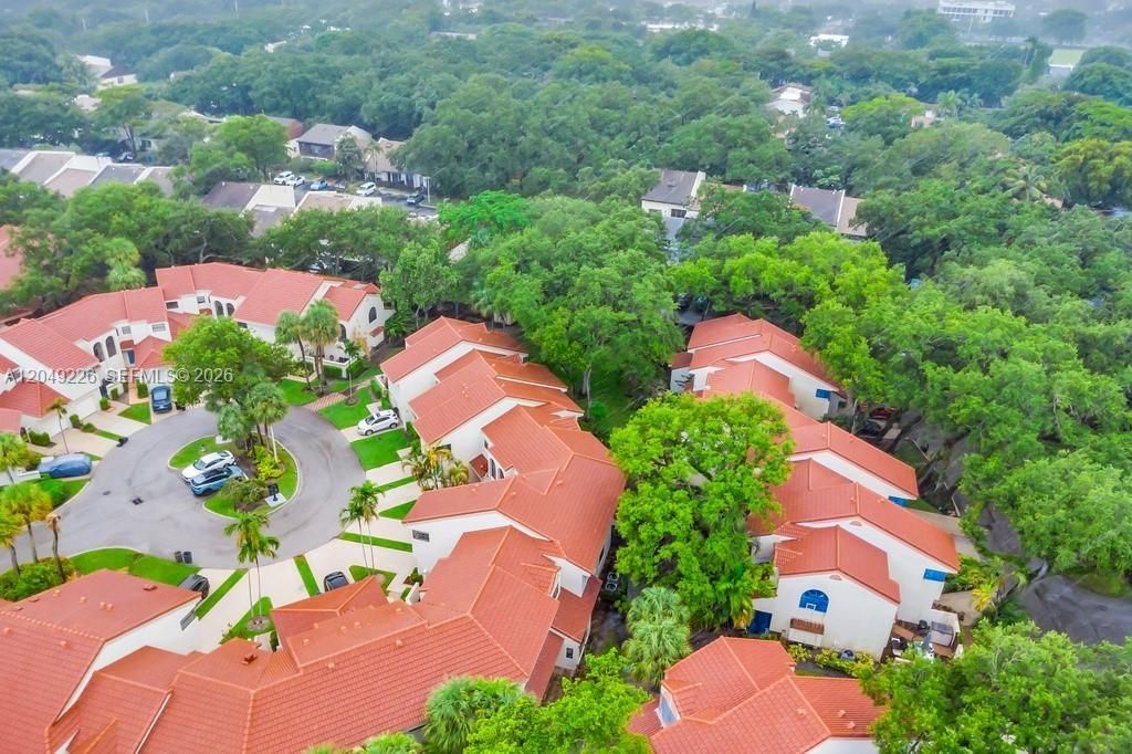 3454 Laurel Oaks Ln , Hollywood, FL 33021 Photo