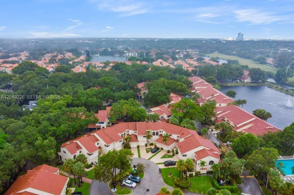 3454 Laurel Oaks Ln , Hollywood, FL 33021 Photo