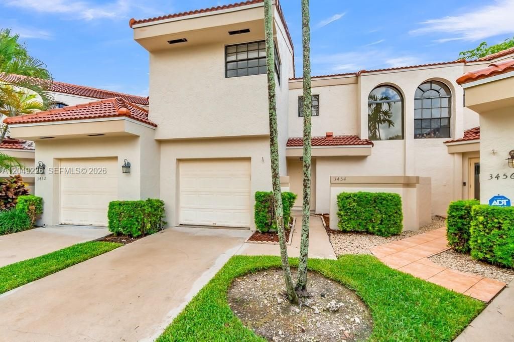 3454 Laurel Oaks Ln , Hollywood, FL 33021 Photo