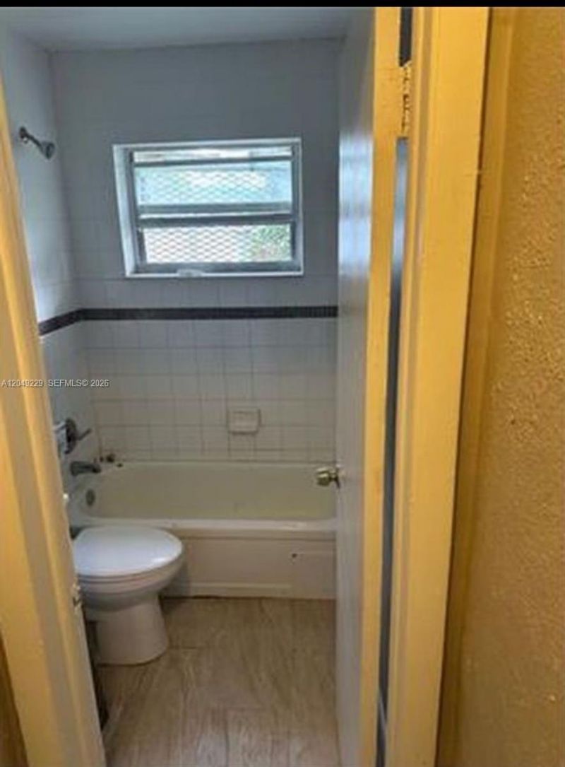 2736 NW 2nd St , Unit 2736, Pompano Beach, FL 33069 Photo