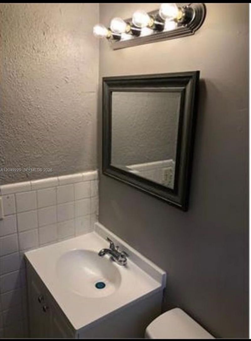 2736 NW 2nd St , Unit 2736, Pompano Beach, FL 33069 Photo
