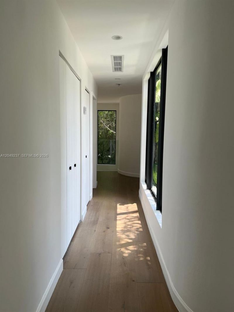 4101 Battersea Rd , Unit 1, Miami, FL 33133 Photo