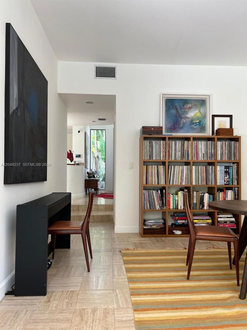 4101 Battersea Rd , Unit 1, Miami, FL 33133 Photo