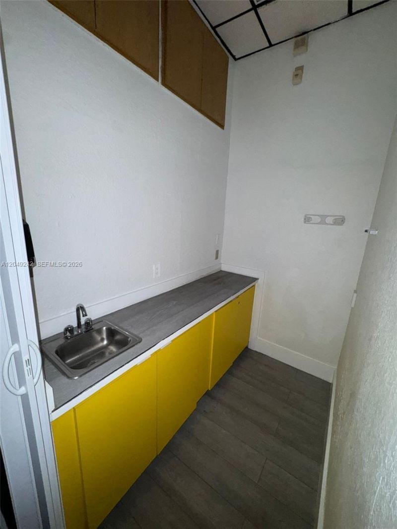 Please Call For Address, Unit 106, Miami, FL 33135 Photo