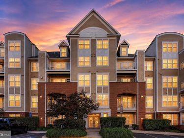 2711 BELLFOREST COURT, Unit 305, VIENNA, VA 22180