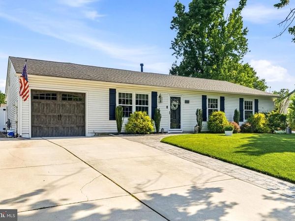 15 GRAYBURN DRIVE, MARLTON, NJ 08053