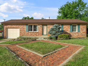 184 E Tiverton Way, Lexington, KY 40517