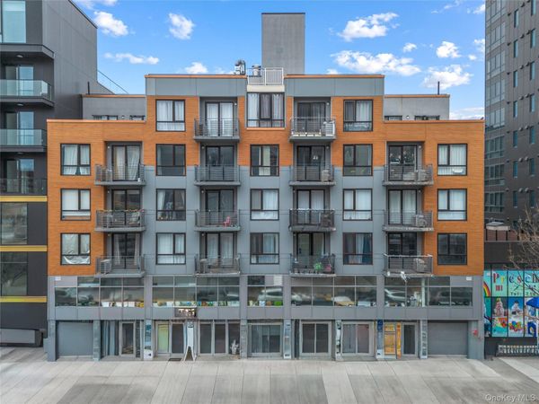 35-20 146th Street, Unit 3D, Flushing, NY 11354