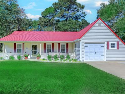 95 Purple Martin Dr., Murrells Inlet, SC 29576