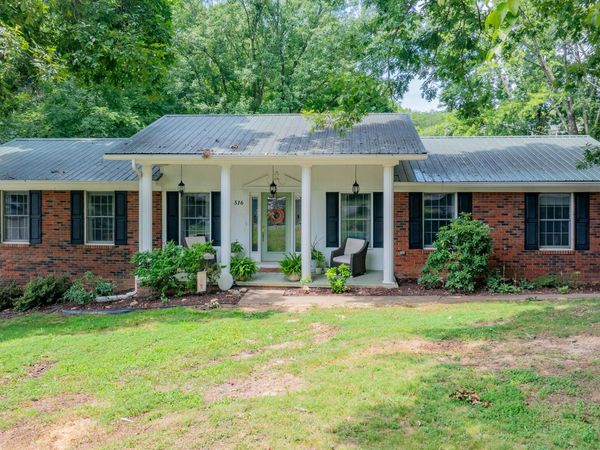 516 Bramblewood Drive, Mount Carmel, TN 37645