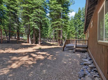 12350 Greenwood Drive, Truckee, CA 96161 Photo