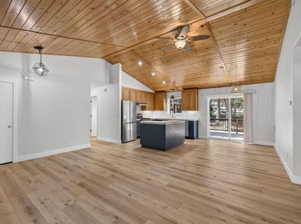 12350 Greenwood Drive, Truckee, CA 96161 Photo