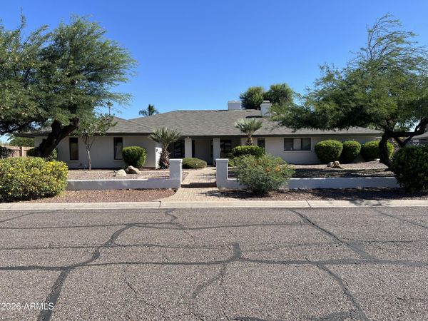 3440 E SHANGRI LA Road, Phoenix, AZ 85028