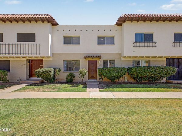 2046 W HAZELWOOD Parkway, Phoenix, AZ 85015