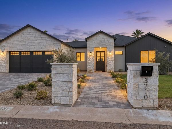 3210 E OREGON Avenue, Phoenix, AZ 85018