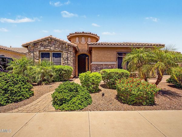 18468 W PARADISE Lane, Surprise, AZ 85388