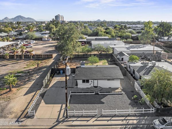 2621 N 14TH Street, Phoenix, AZ 85006